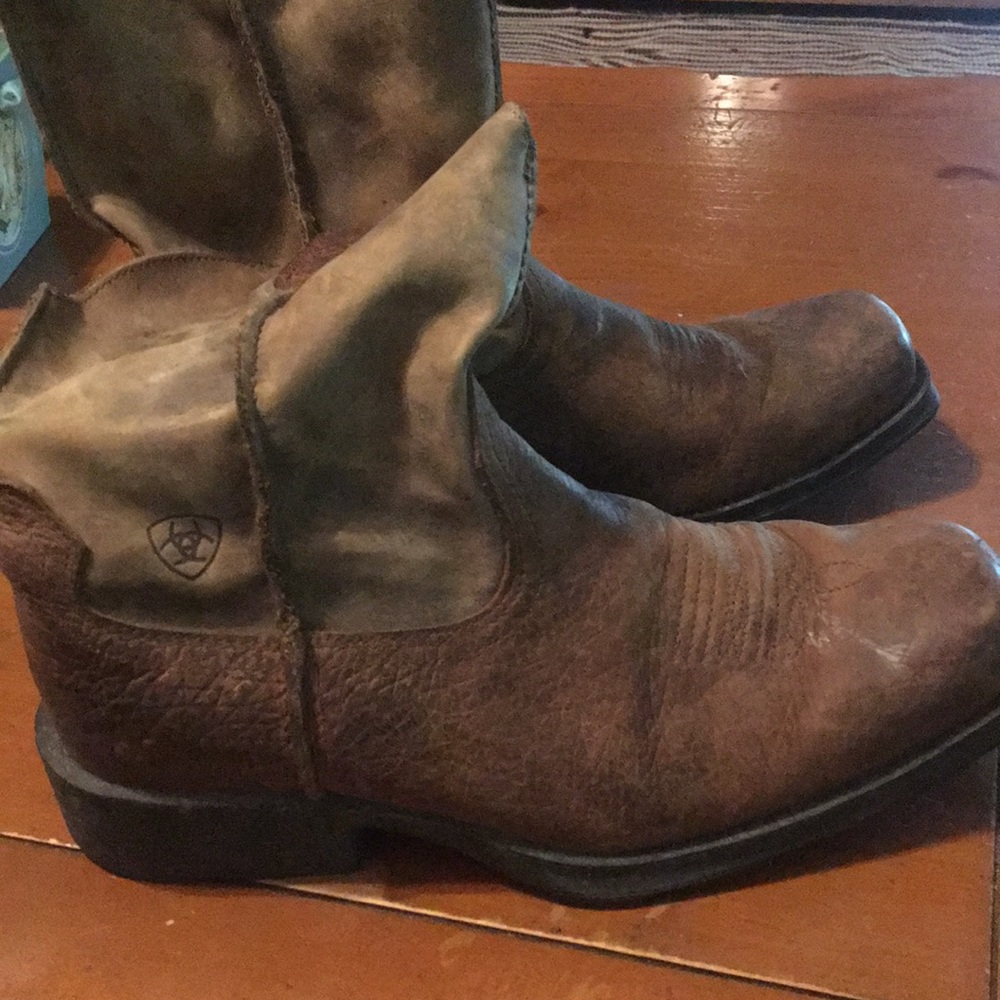 Ariat square toe boots